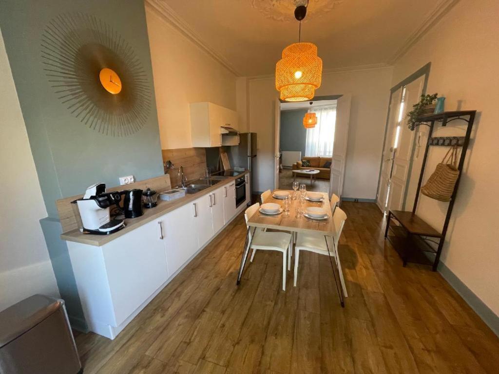 -Le Petit Rochelais- Centre Ville, Stationnement, Netflix - Ideal Couples, Familles, Business Niort Exterior foto